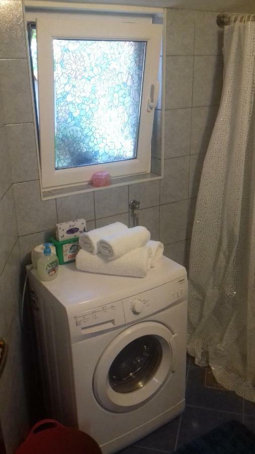 Tili Apartment พูลา ภายนอก รูปภาพ